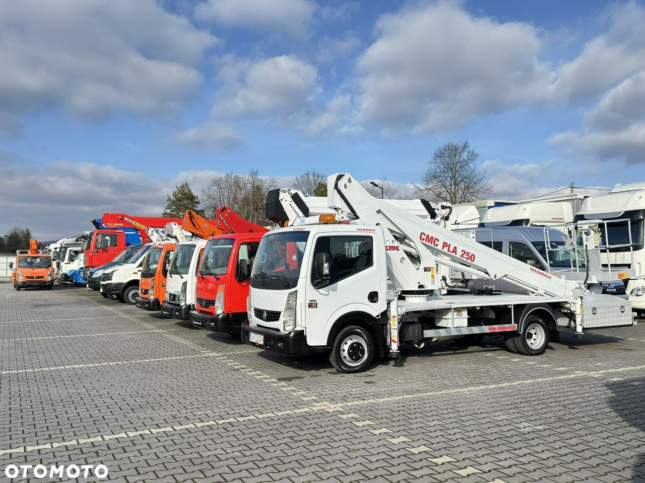Renault Maxity - 2