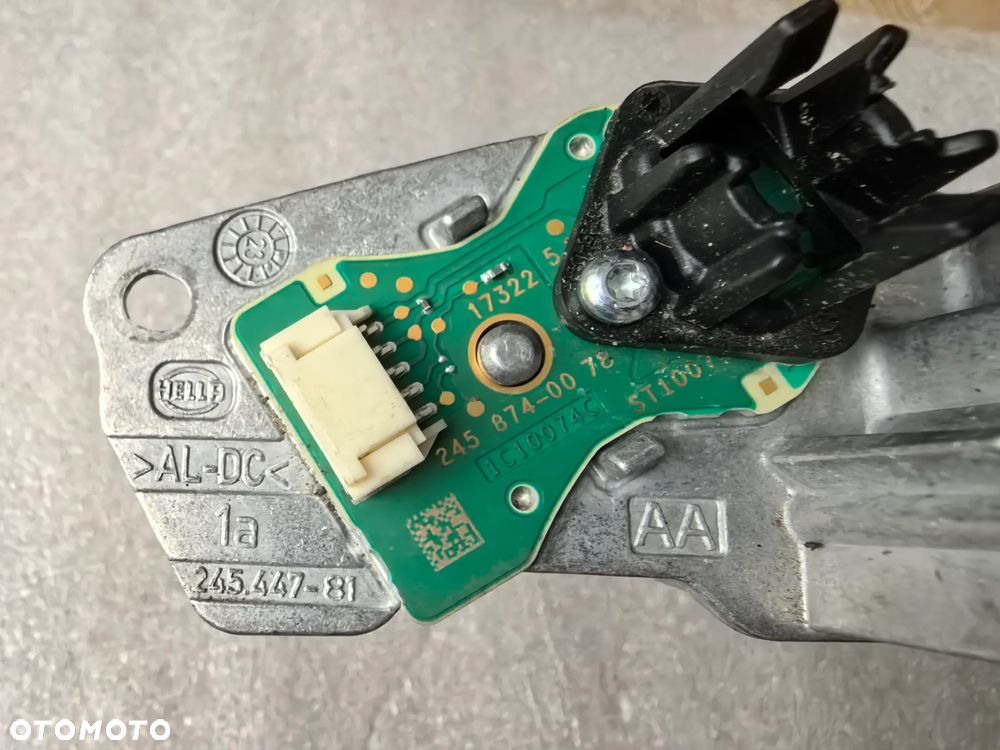 Tesla Model 3 Y Moduł LED sterownik jeż przetwornica 1C10074C 245.447-81 - 4