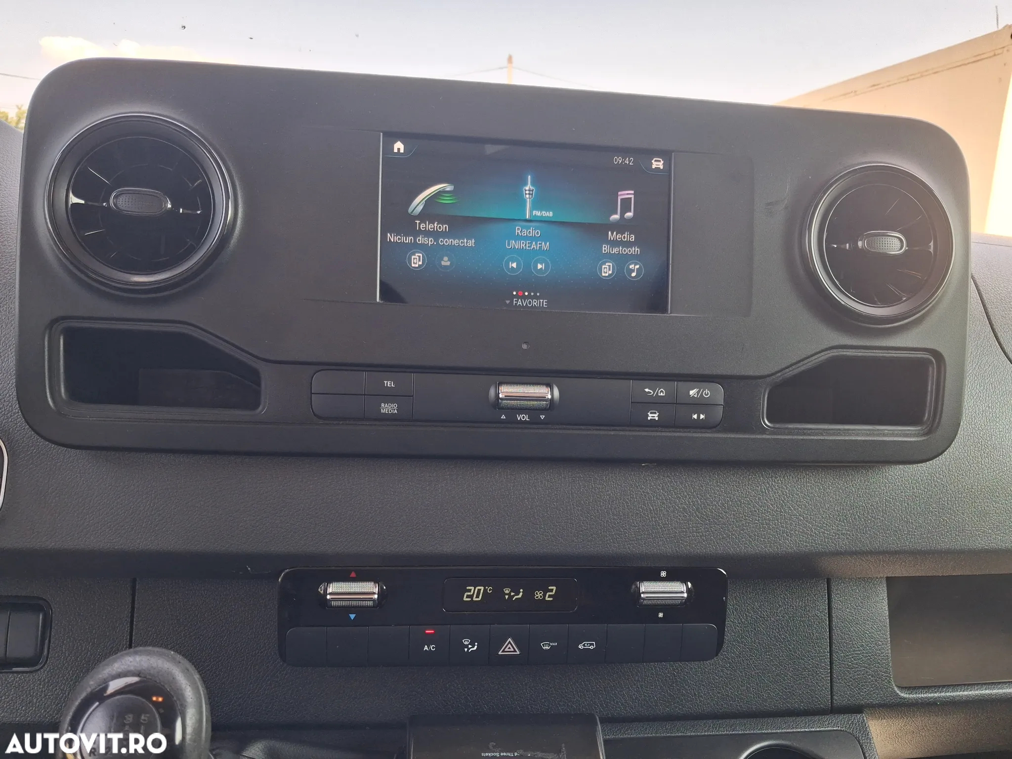 Mercedes-Benz Sprinter - 12