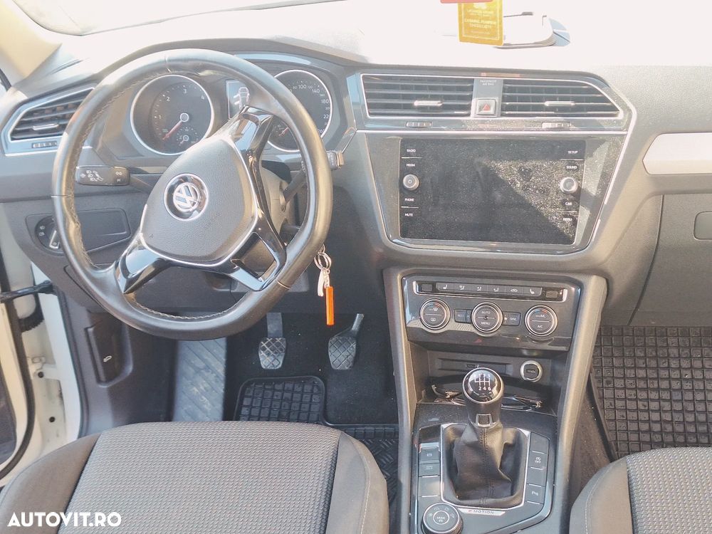 Volkswagen Tiguan 2.0 TDI DPF 4Mot Trendline - 4