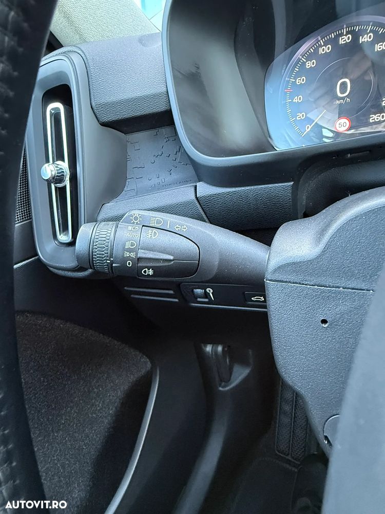 Volvo XC 40 D3 Momentum - 33