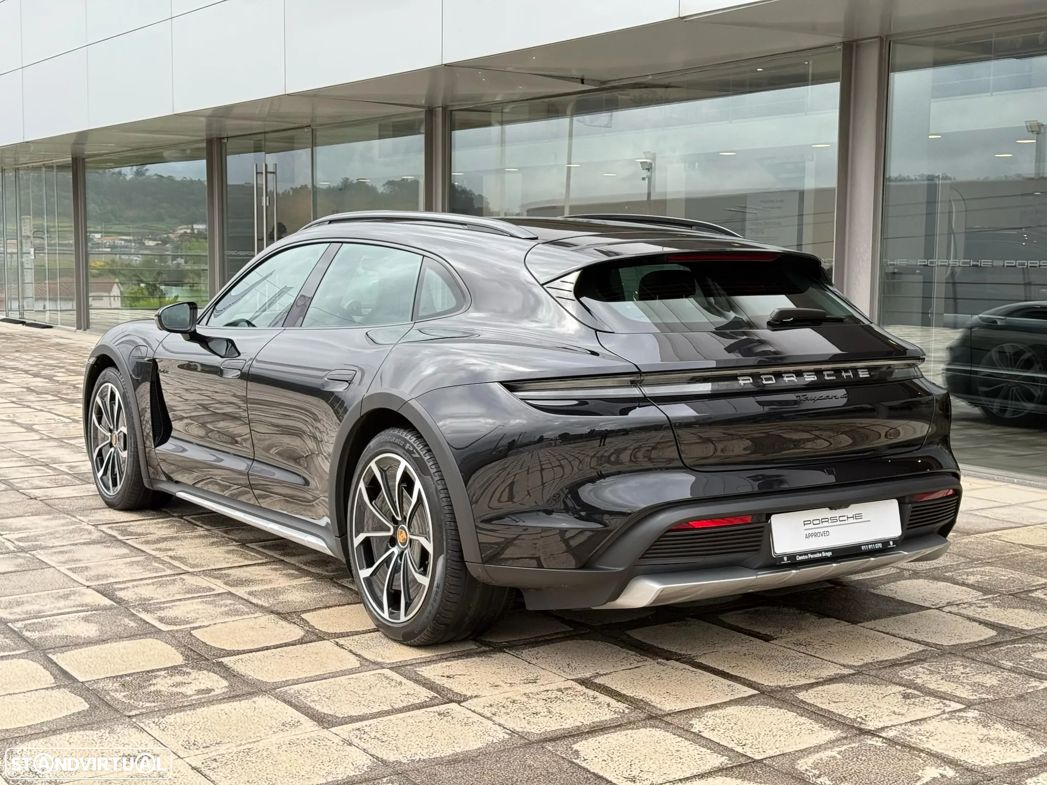 Porsche Taycan Cross Turismo 4 - 4