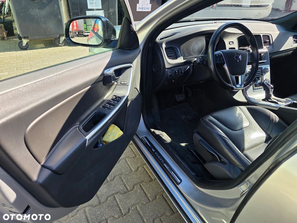 Volvo S60 T3 Geartronic Kinetic - 8