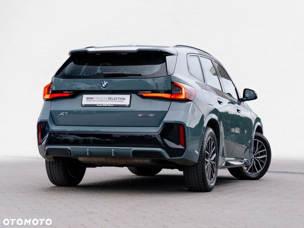 BMW X1 sDrive18i - 3
