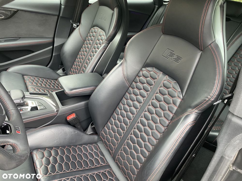 Audi RS5 Coupé - 12