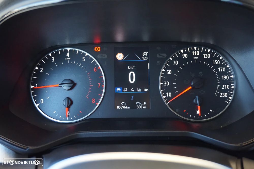Renault Clio 1.0 TCe Evolution - 24