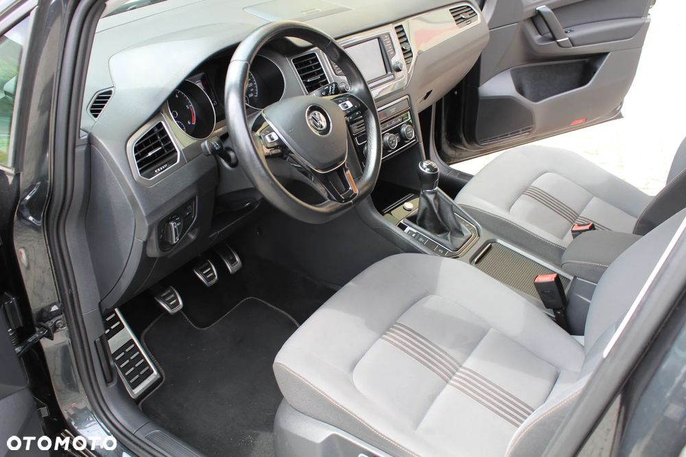 Volkswagen Golf Sportsvan - 17