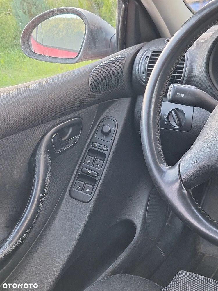 Seat Leon 1.6 Stella - 11