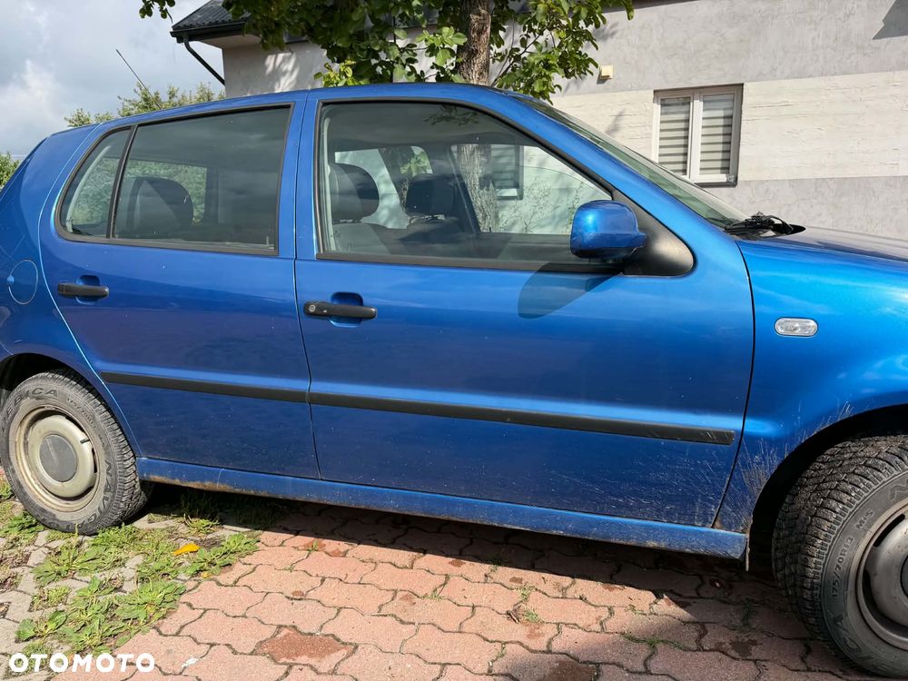 Volkswagen Polo 1.4 16V Basis - 12