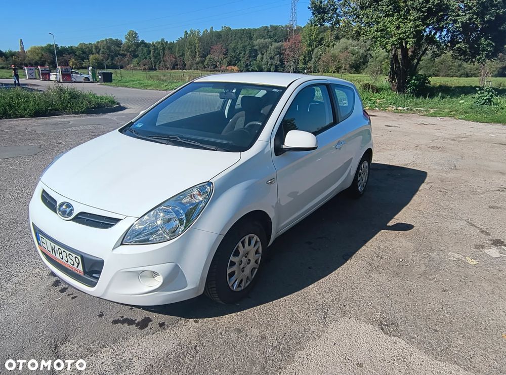Hyundai I20 2011 photo 4