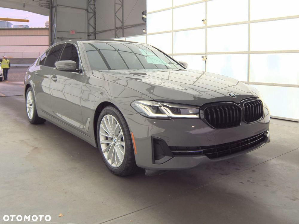 BMW Seria 5 530i xDrive - 1