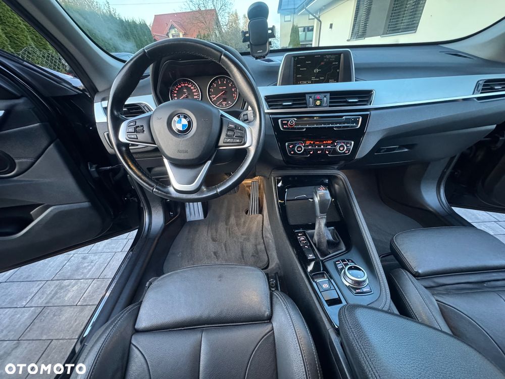 BMW X1 xDrive20i xLine - 4
