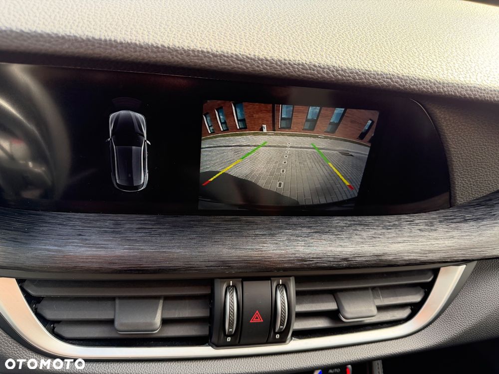 Alfa Romeo Stelvio 2.0 Turbo Business Q4 - 25