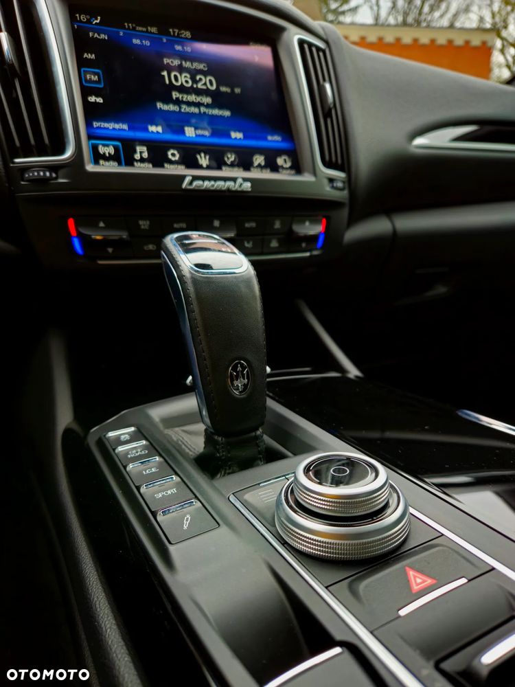 Maserati Levante - 28