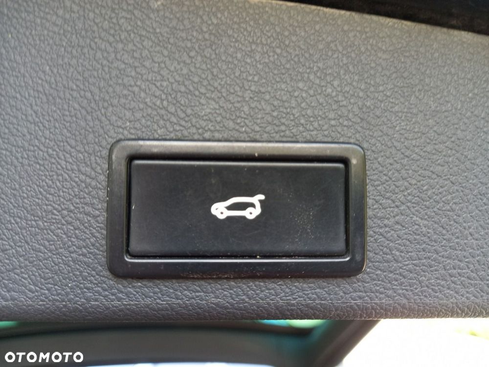 Volkswagen Touareg 3.0 V6 TDI DPF Automatik Individual - 16
