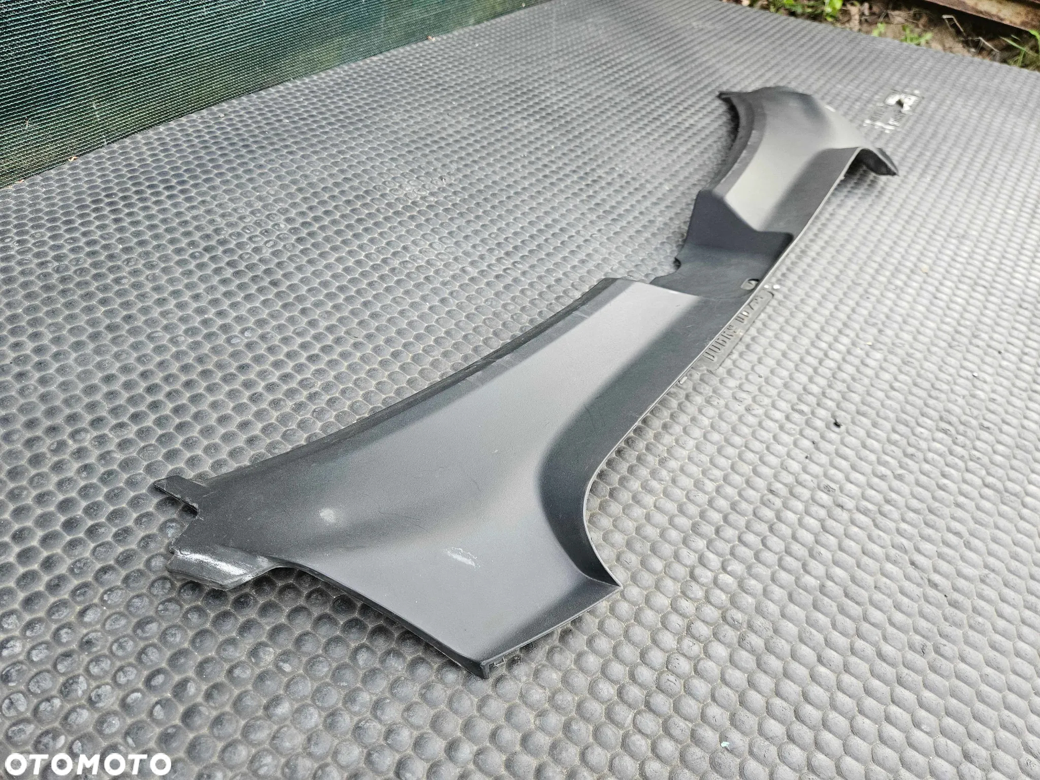 Oslona 4F0807081 Pasa Przedniego Zderzaka Nakladka Maskownica Zamek Audi A6 C6 2005r - 3