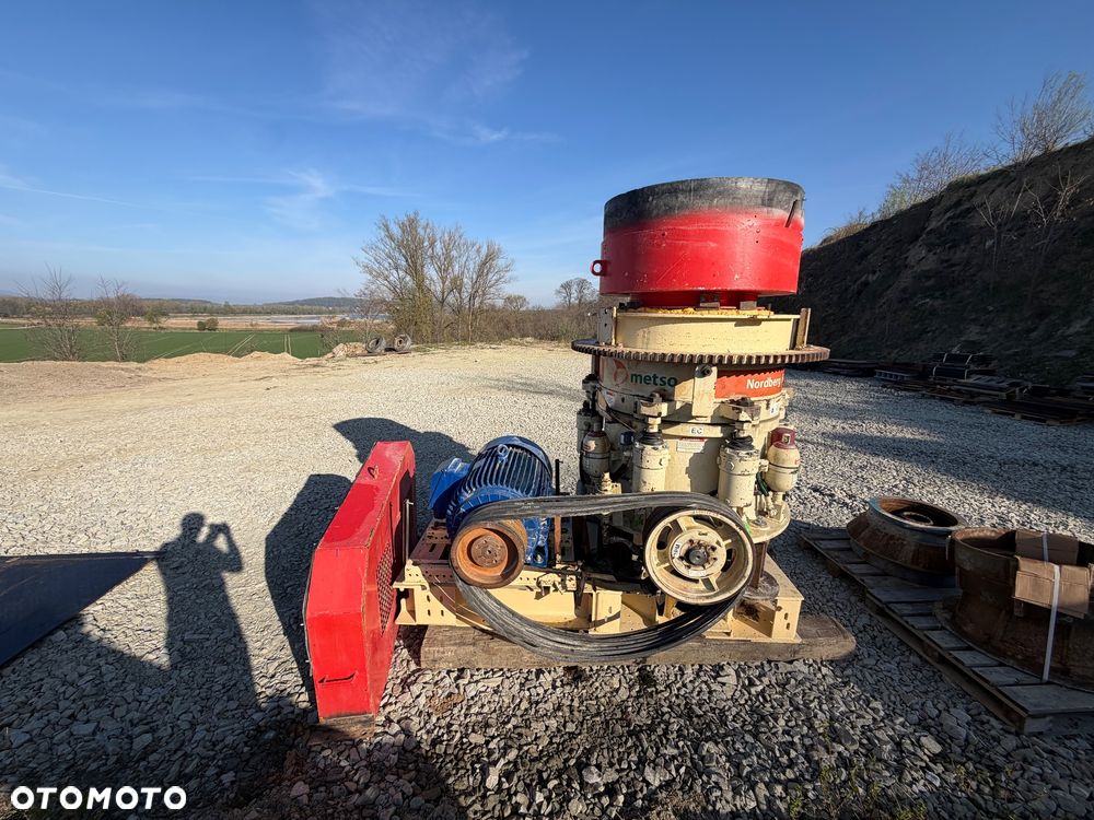 Inny Metso HP100 - 3