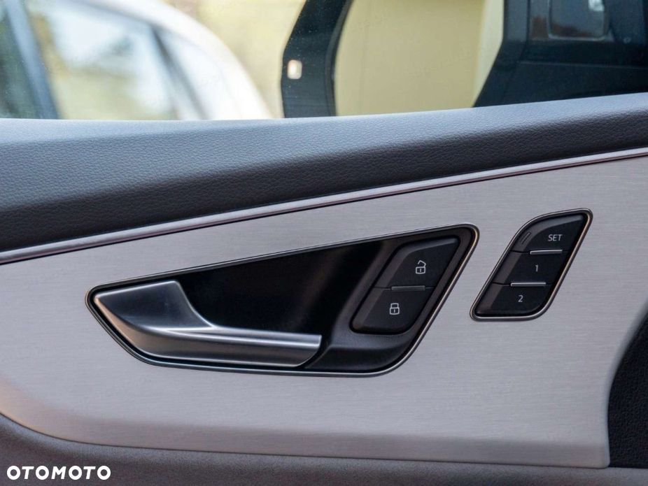 Audi Q8 50 TDI mHEV Quattro Tiptronic - 18