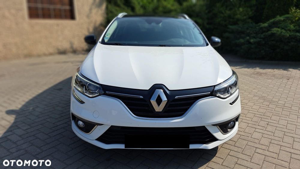 Renault Megane 1.5 Blue dCi Intens - 9