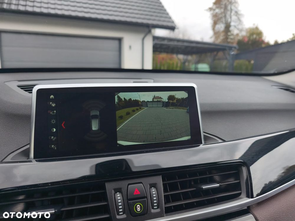 BMW X1 sDrive18d Business Edition - 18