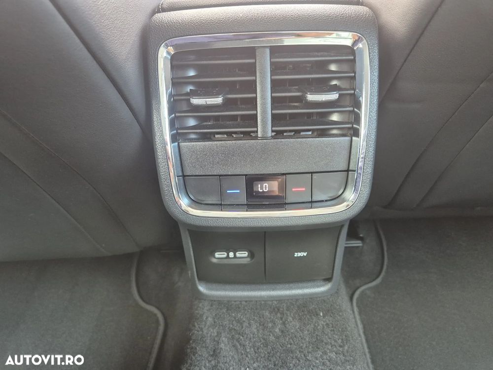 Skoda Octavia 2.0 TSI DSG 4x4 Style - 12