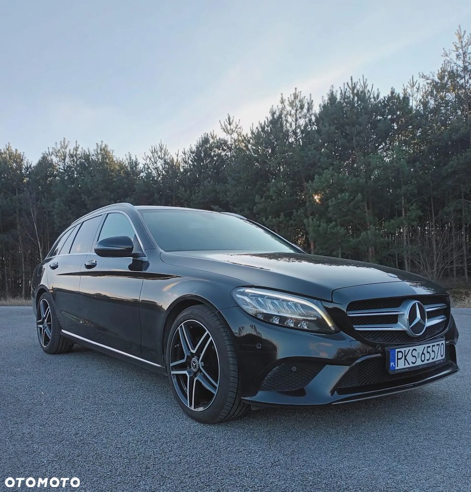 Mercedes-Benz C-Class 2019 photo 3