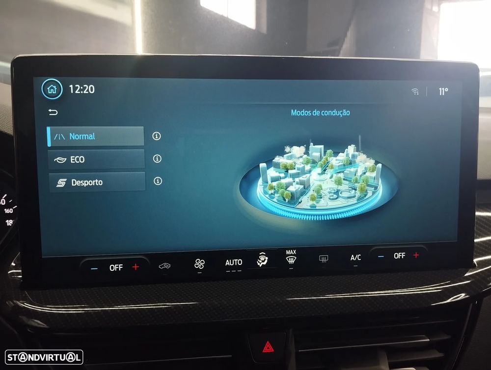 Ford Focus 1.0 EcoBoost MHEV ST-Line - 35