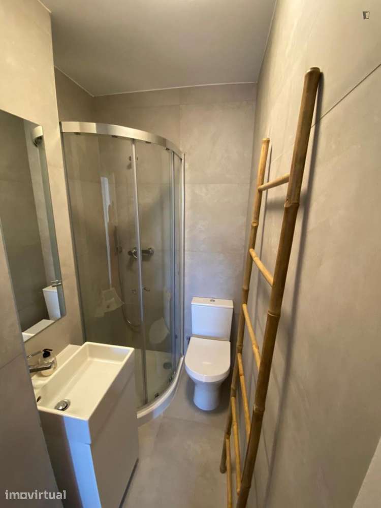 Quarto - localizado em Oeiras Lisbon - Grande imagem: 3/12