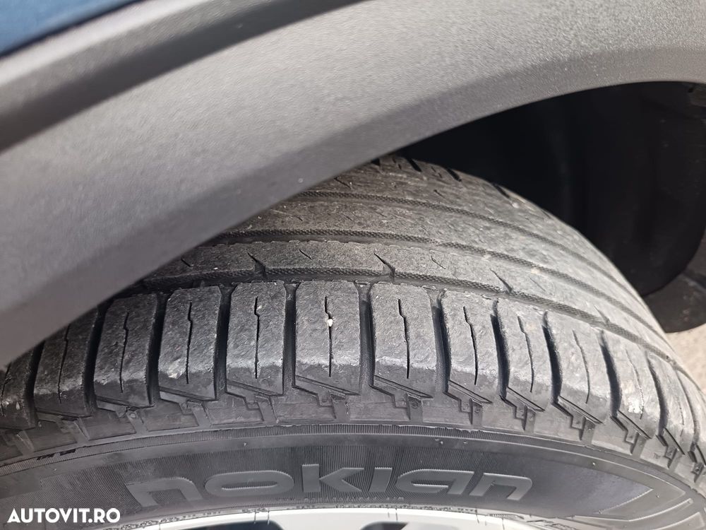 Ford Kuga 1.5 EcoBoost 2WD Titanium - 10