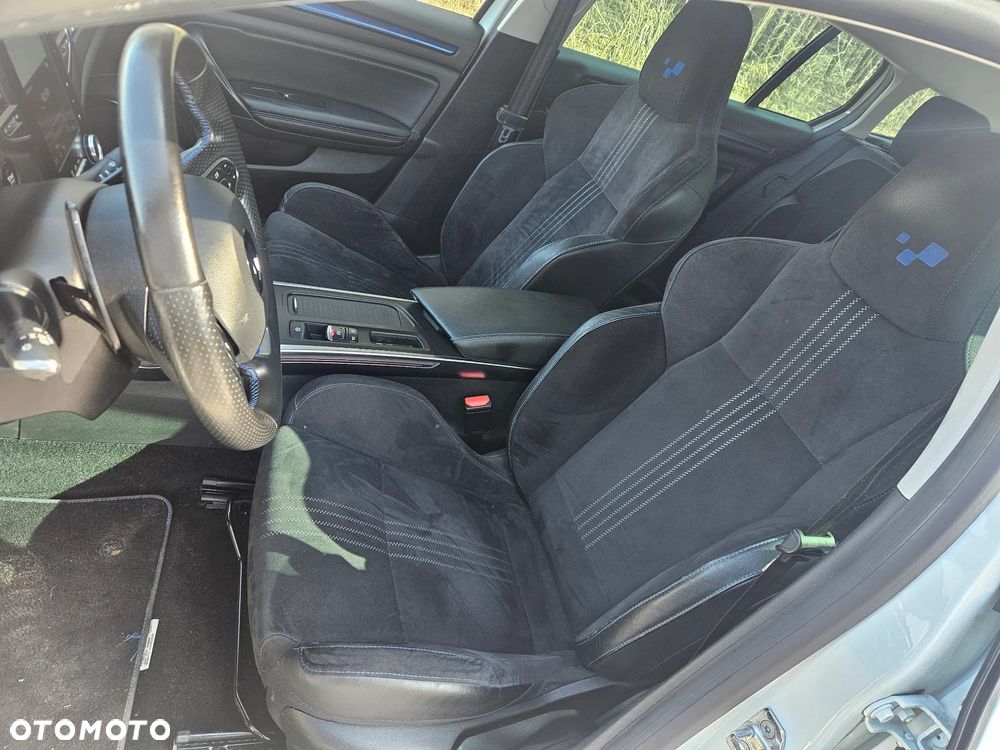 Renault Megane 1.6 dCi GT EDC - 9