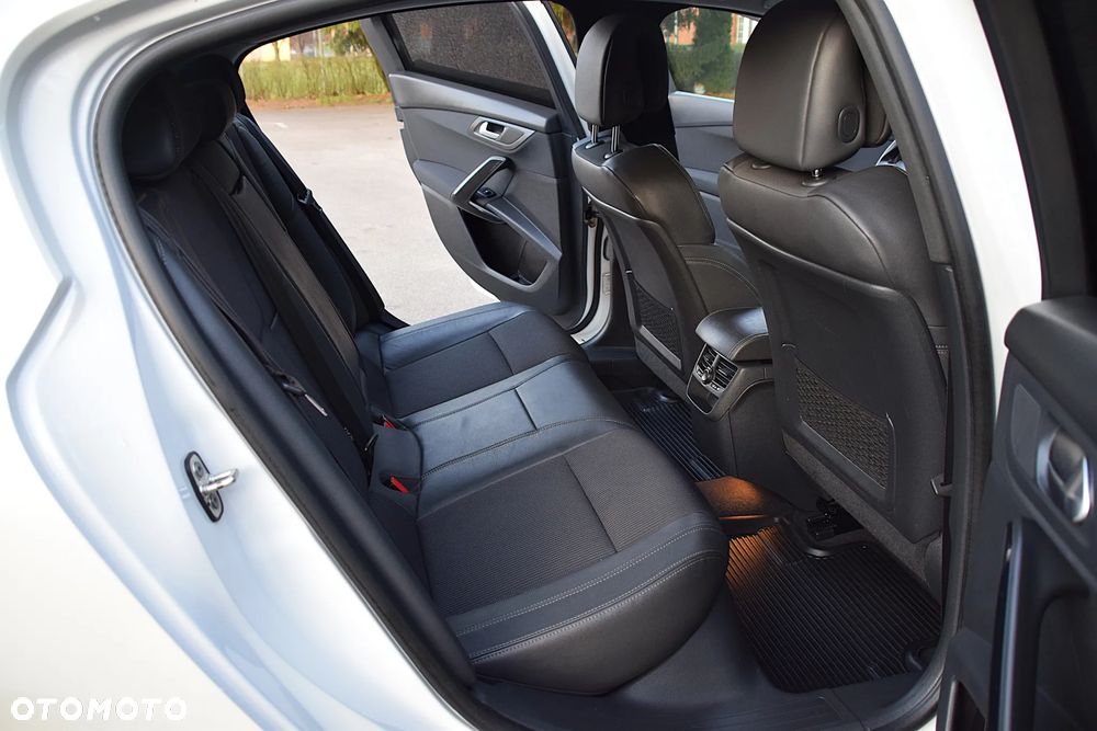 Peugeot 508 BlueHDi FAP 180 Automatik Stop&Start Allure - 25