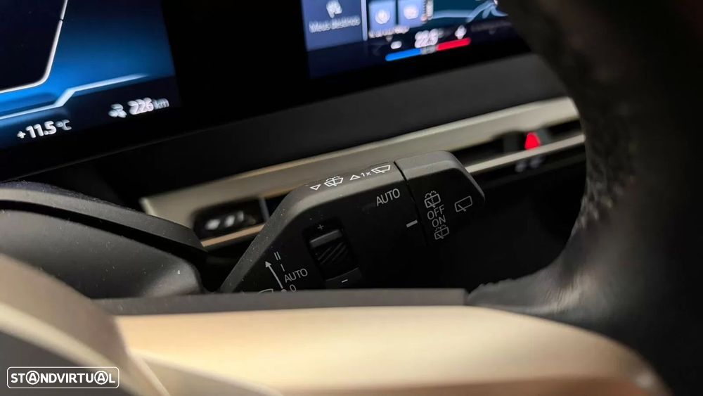 BMW iX xDrive 50 Pack Desportivo - 13