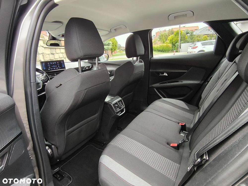 Peugeot 3008 BlueHDi 130 Stop & Start EAT8 Active Business-Paket - 8