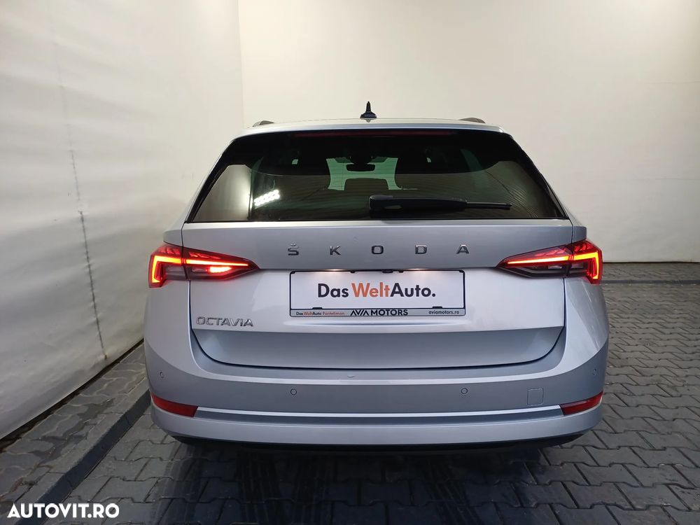 Skoda Octavia 2.0 TDI DSG Style - 37