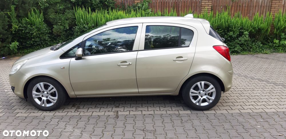 Opel Corsa - 4