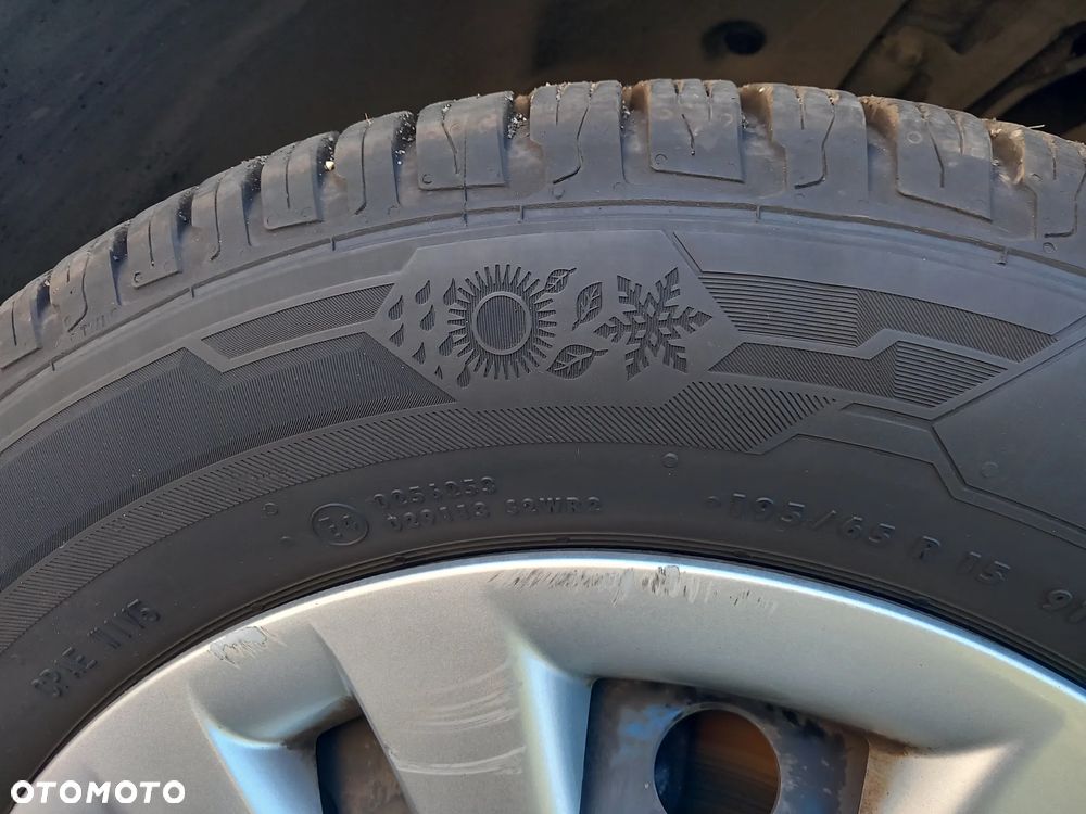 Hyundai ix20 1.6 BlueDrive Classic + - 15