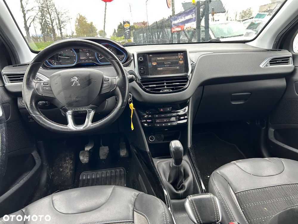 Peugeot 2008 - 7