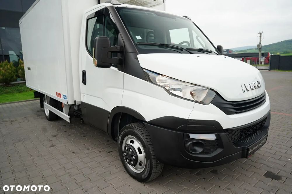 Iveco DAILY 35-150 / CHŁODNIA / THERMO KING / MANUAL / BLIŹNIAK / 3 MIEJSCA / - 11