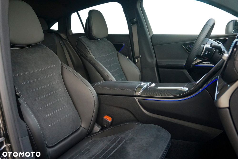 Mercedes-Benz GLC 220 d mHEV 4-Matic AMG Line - 11