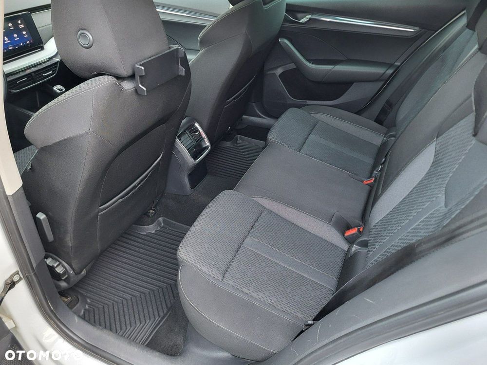 Skoda Octavia - 15