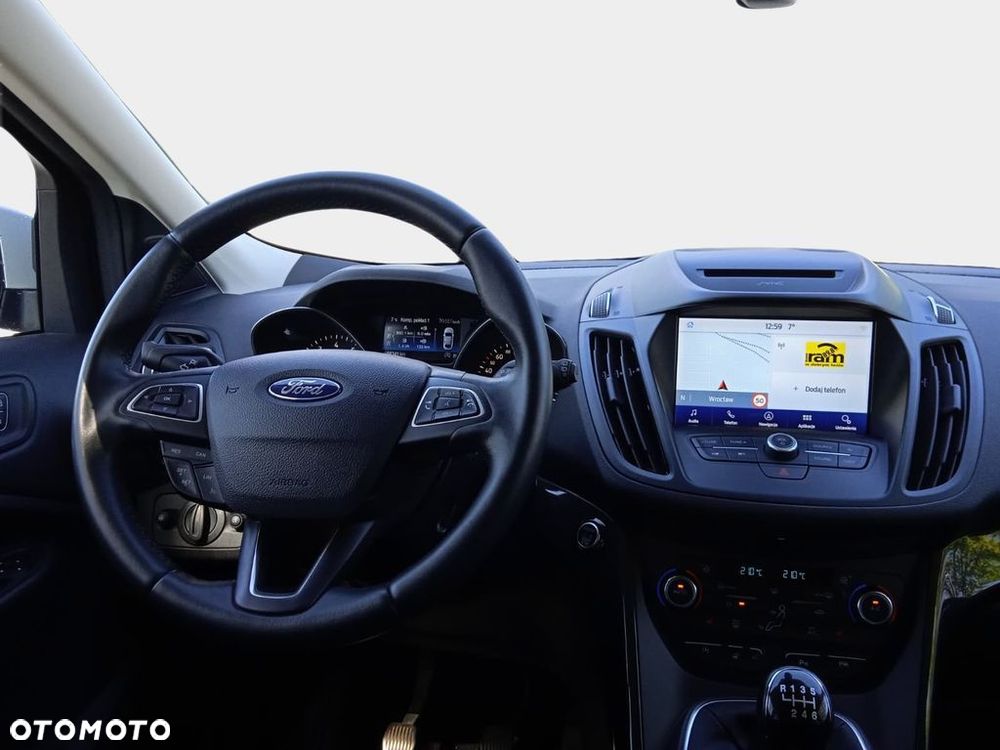 Ford Kuga 1.5 EcoBoost 2x4 Titanium - 13