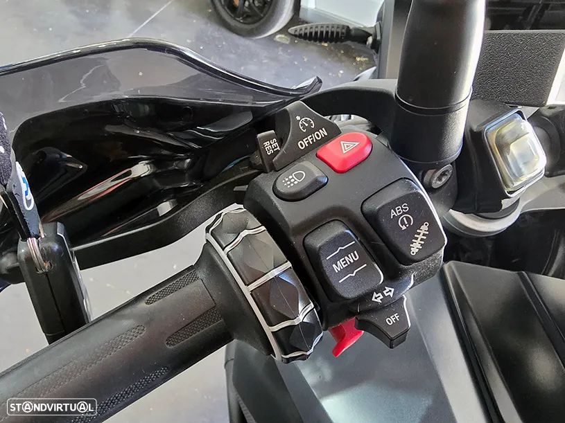 BMW F 750 GS - 9