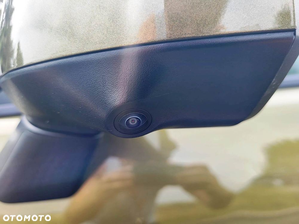 Hyundai Santa Fe 1.6 HEV 4WD SEVEN Signature - 21