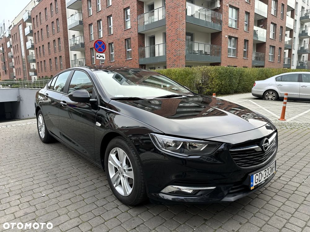 Opel Insignia - 1