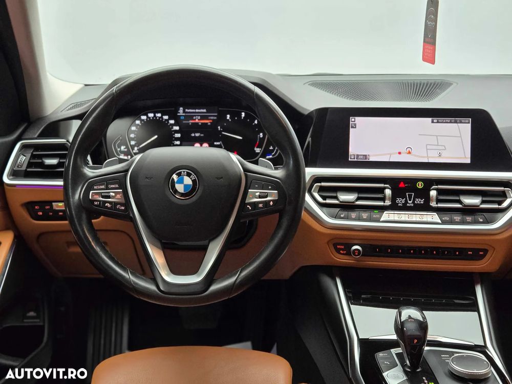 BMW Seria 3 320d Touring Aut. Sport Line - 7