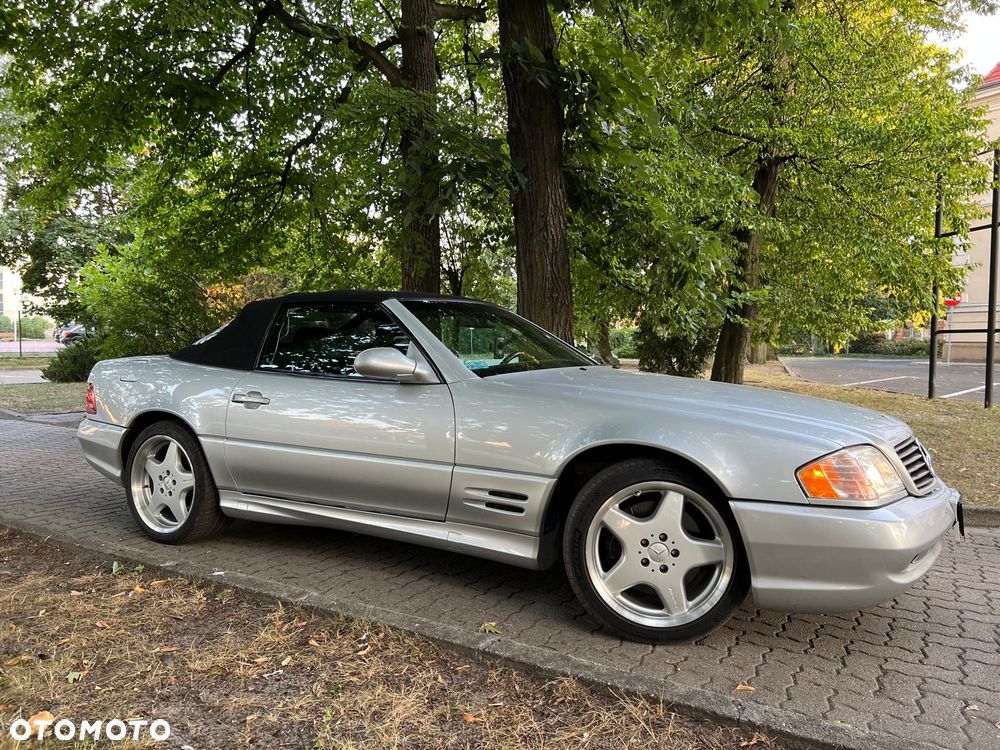 Mercedes-Benz SL - 17