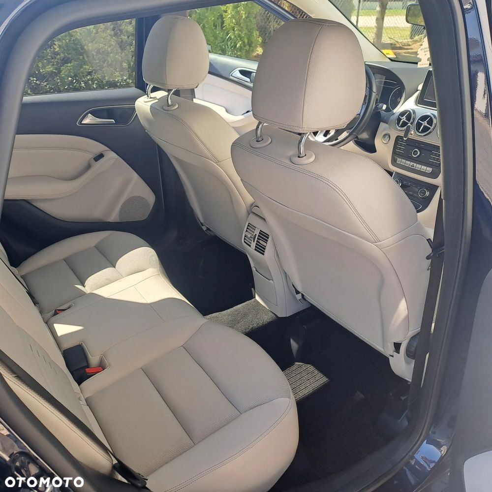 Mercedes-Benz Klasa B 180 (CDI) d 7G-DCT - 18