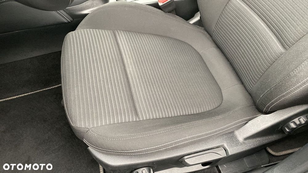 Ford Focus 1.0 EcoBoost mHEV Titanium X - 15