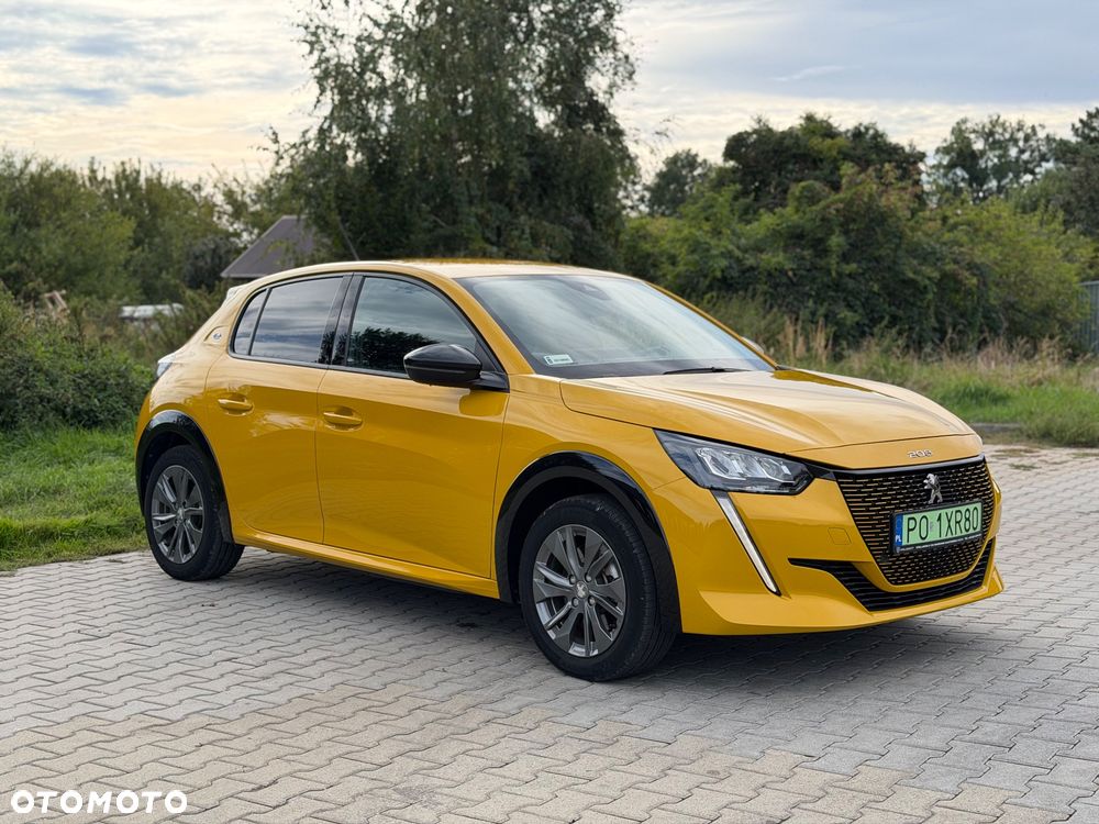 Peugeot 208 50kWh Allure - 3
