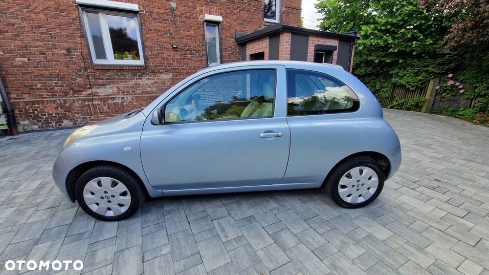 Nissan Micra - 2